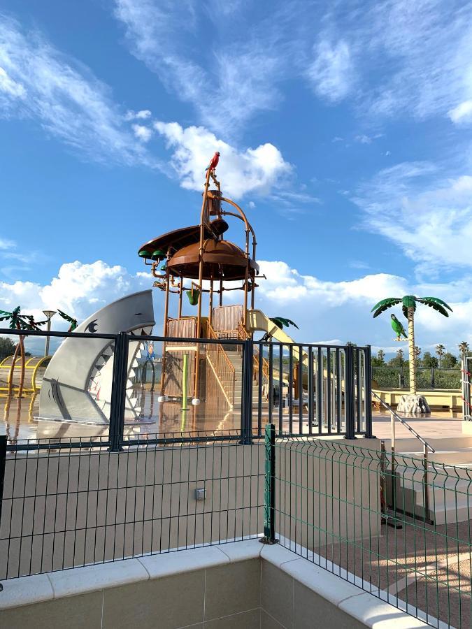 Fréjus Chaletrent - Stacaravans Saint-Aygulf酒店 外观 照片